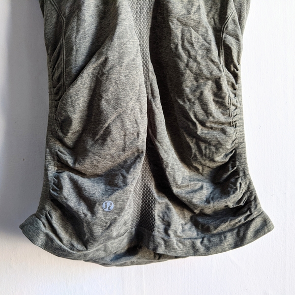 Like new Lululemon In The Flow Ruched tank top size 6 - Picture 9 of 10